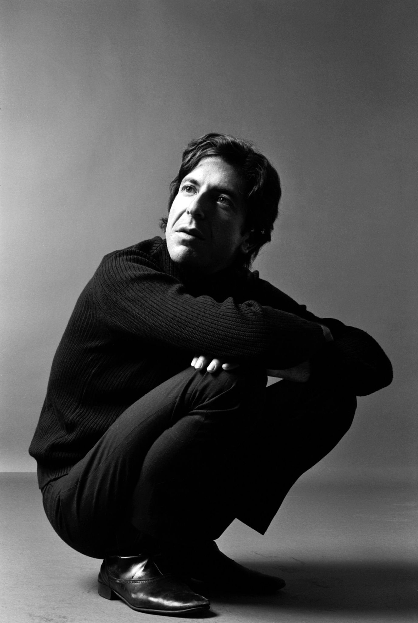 Leonard Cohen fotografado por Jack Robinson, Agosto de 1967.