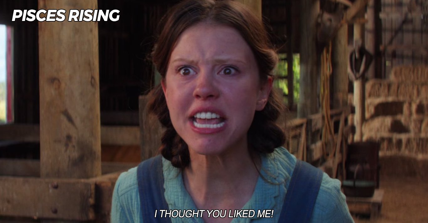 Cena do filme Pearl, onde a atriz principal está com uma expressão de raiva em um estabulo, com a legenda &ldquo;Eu pensei que você gostava de mim&rdquo; em inglês.